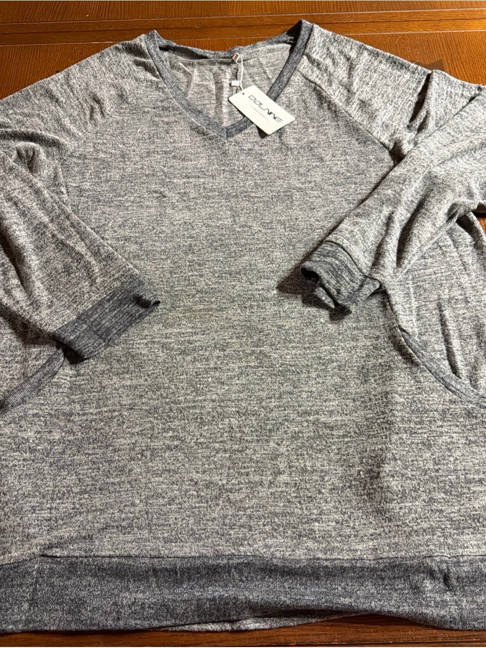 Dolnine Heather Gray V-Neck women’s  Sweater size 20 W